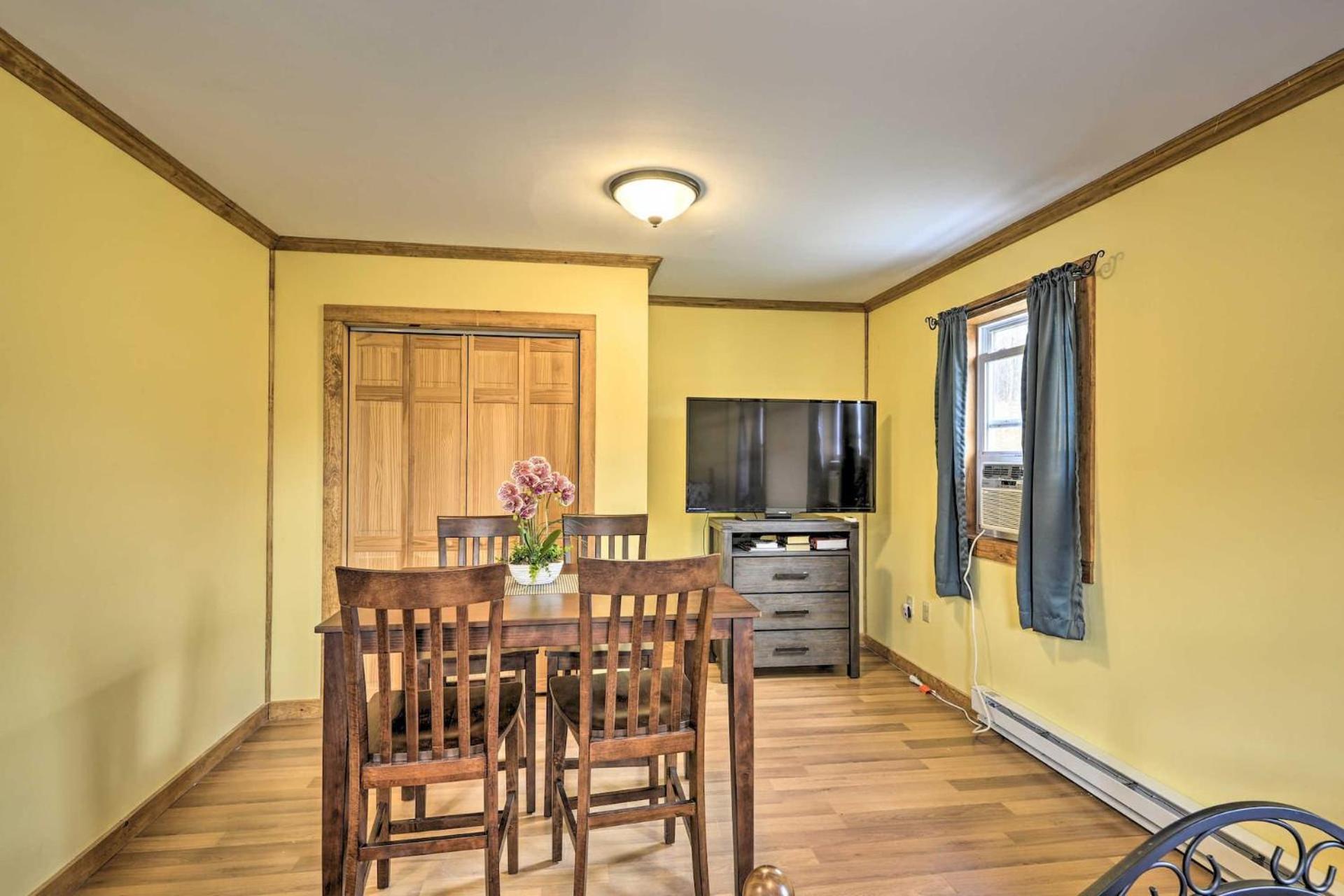 Equestrian House Hotel *